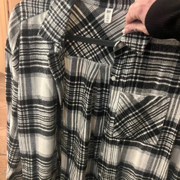 BP (XS) Black and White Plaid Shirt Women’s. New! - Picture 3 of 3